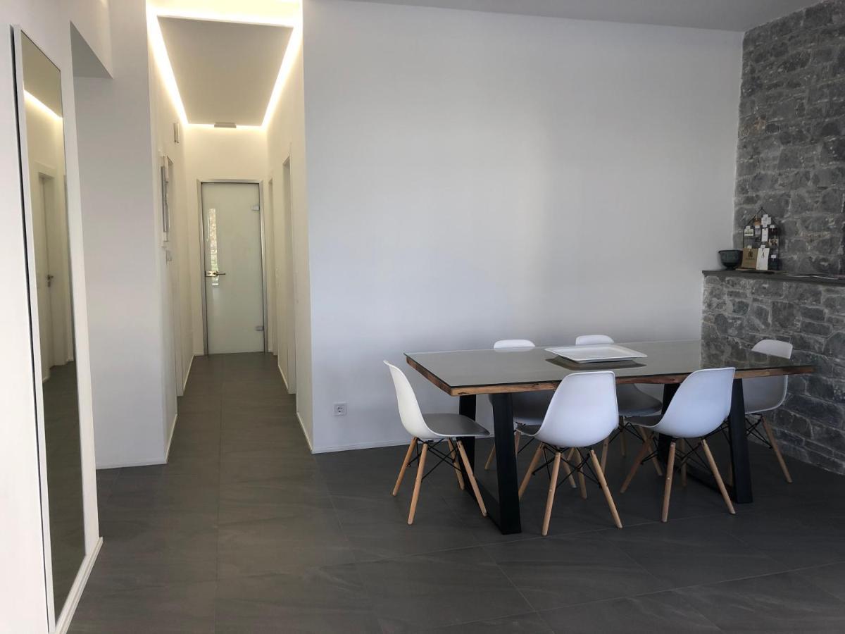 Elion Luxury Apartments Kalamata Exterior photo